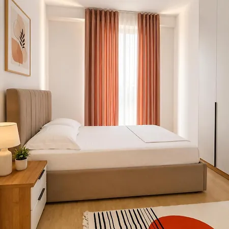 Appartamento Modern At Golden Tower Center W Balcony Tirana