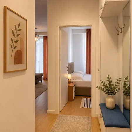 Modern At Golden Tower Center W Balcony Appartamento Tirana